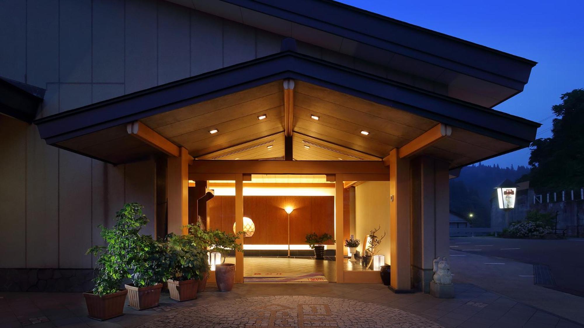Ginzanso Hotel Obanazawa Exterior photo